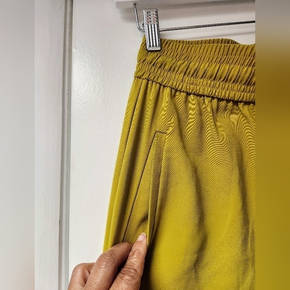 Zara Cropped Loose-fitting Trousers With Tie Elastic Waist In Mustard Size S - Picture 11 of 16